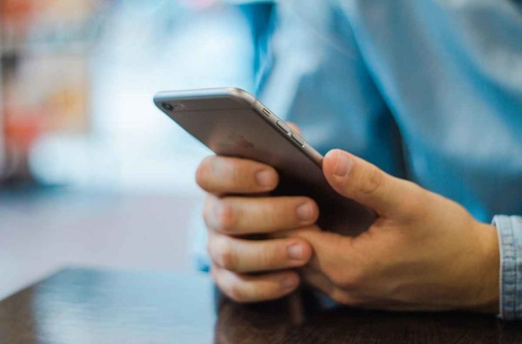 human smartphone interaction
