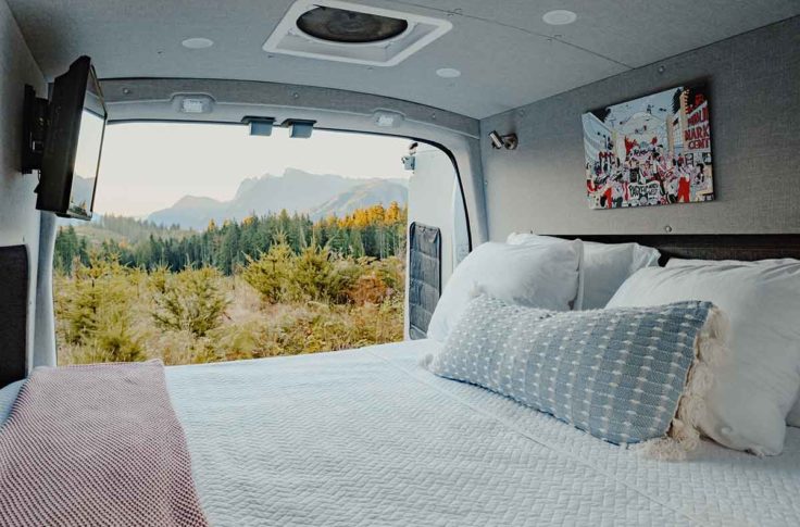 INVERS customer cabana glamping caravans