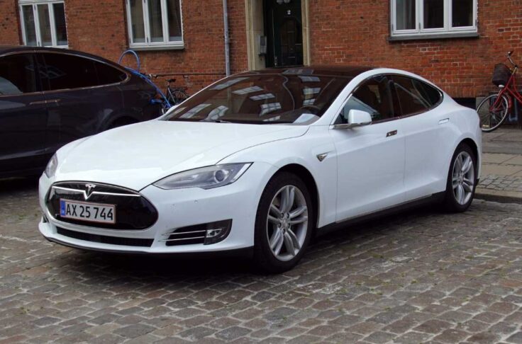 GoMore: hardware-free Tesla sharing