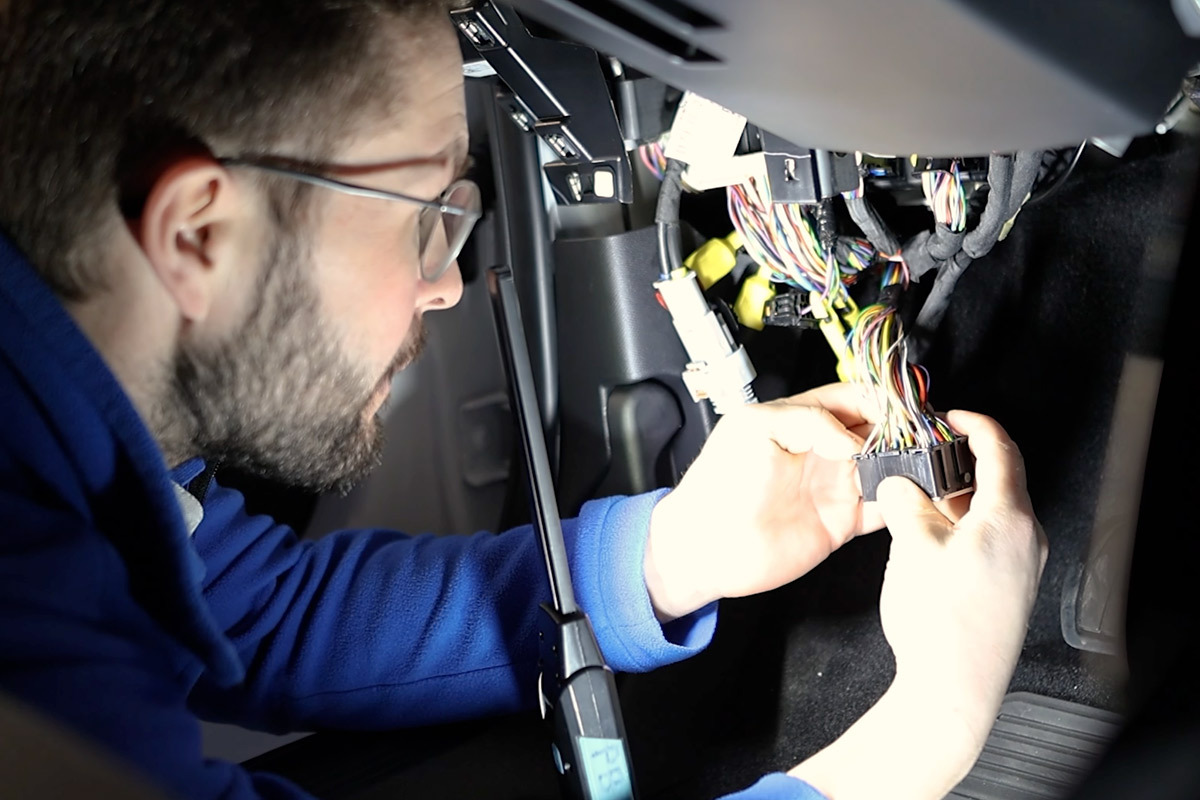 How We Solve Vehicle Integration Challenges in Car Sharing