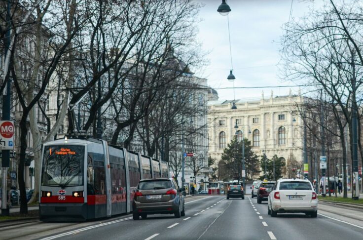 Carsharing und öffentliche Verkehrsunternehmen